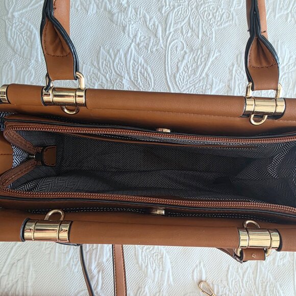 Vegan Leather Stitch Fix Tote - Picture 6 of 8